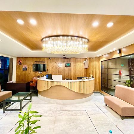 Hotel Rb International ! Puri Near-Sea-Beach-And-Temple Fully-Air-Conditioned-Hotel With-Lift-And-Card Payment Accepted-Parking-Facility, Best Hotel In Puri Dış mekan fotoğraf