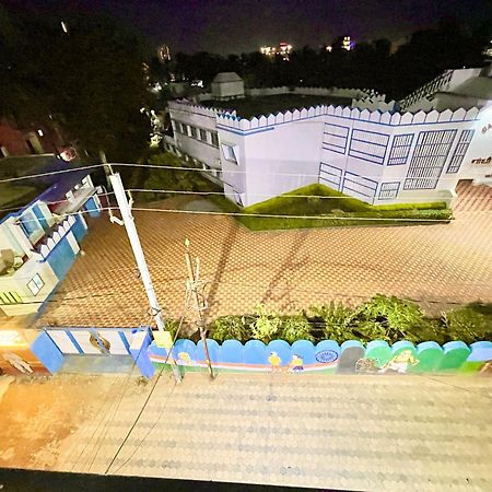 Hotel Rb International ! Puri Near-Sea-Beach-And-Temple Fully-Air-Conditioned-Hotel With-Lift-And-Card Payment Accepted-Parking-Facility, Best Hotel In Puri Dış mekan fotoğraf