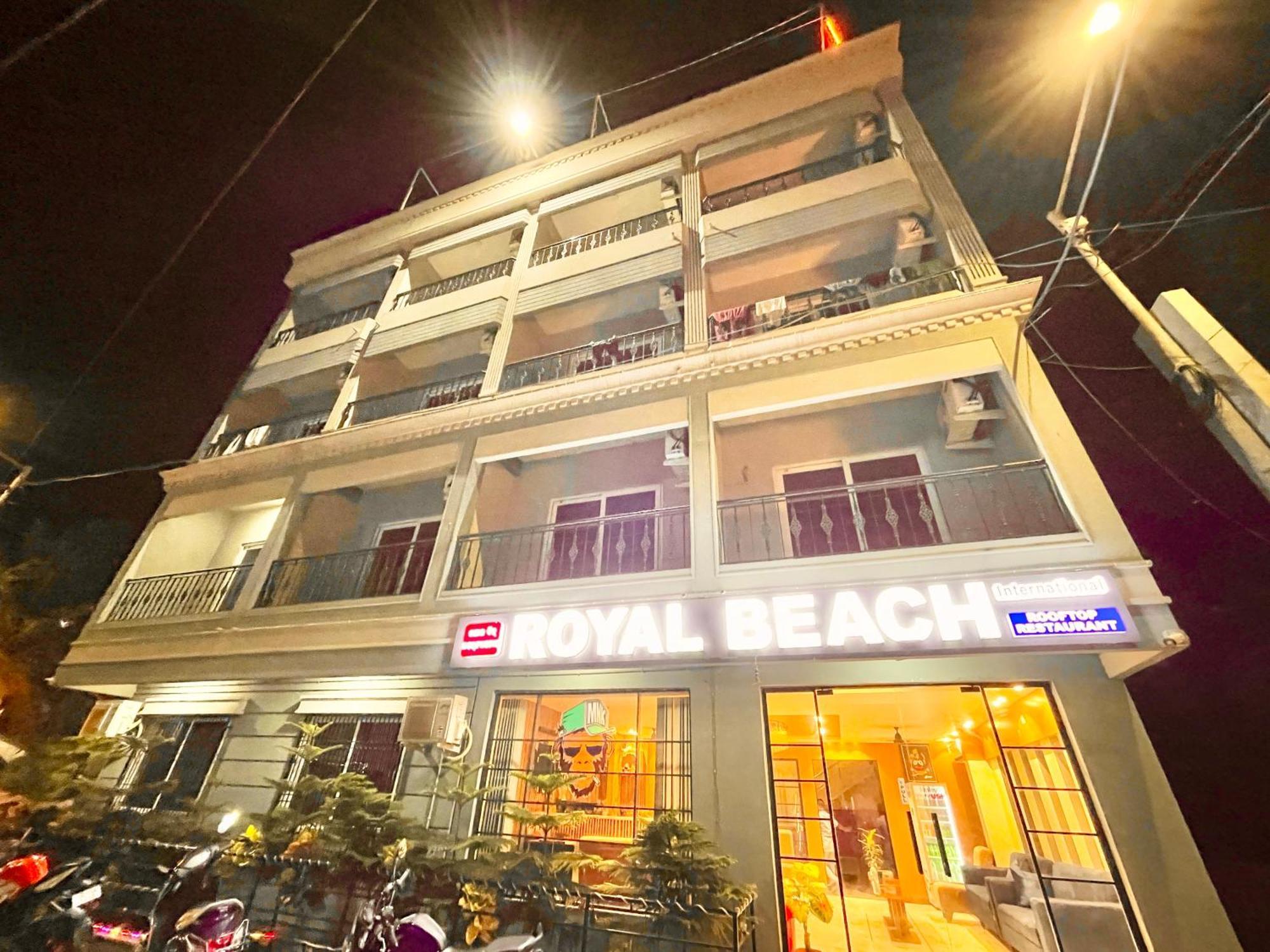 Hotel Rb International ! Puri Near-Sea-Beach-And-Temple Fully-Air-Conditioned-Hotel With-Lift-And-Card Payment Accepted-Parking-Facility, Best Hotel In Puri Dış mekan fotoğraf