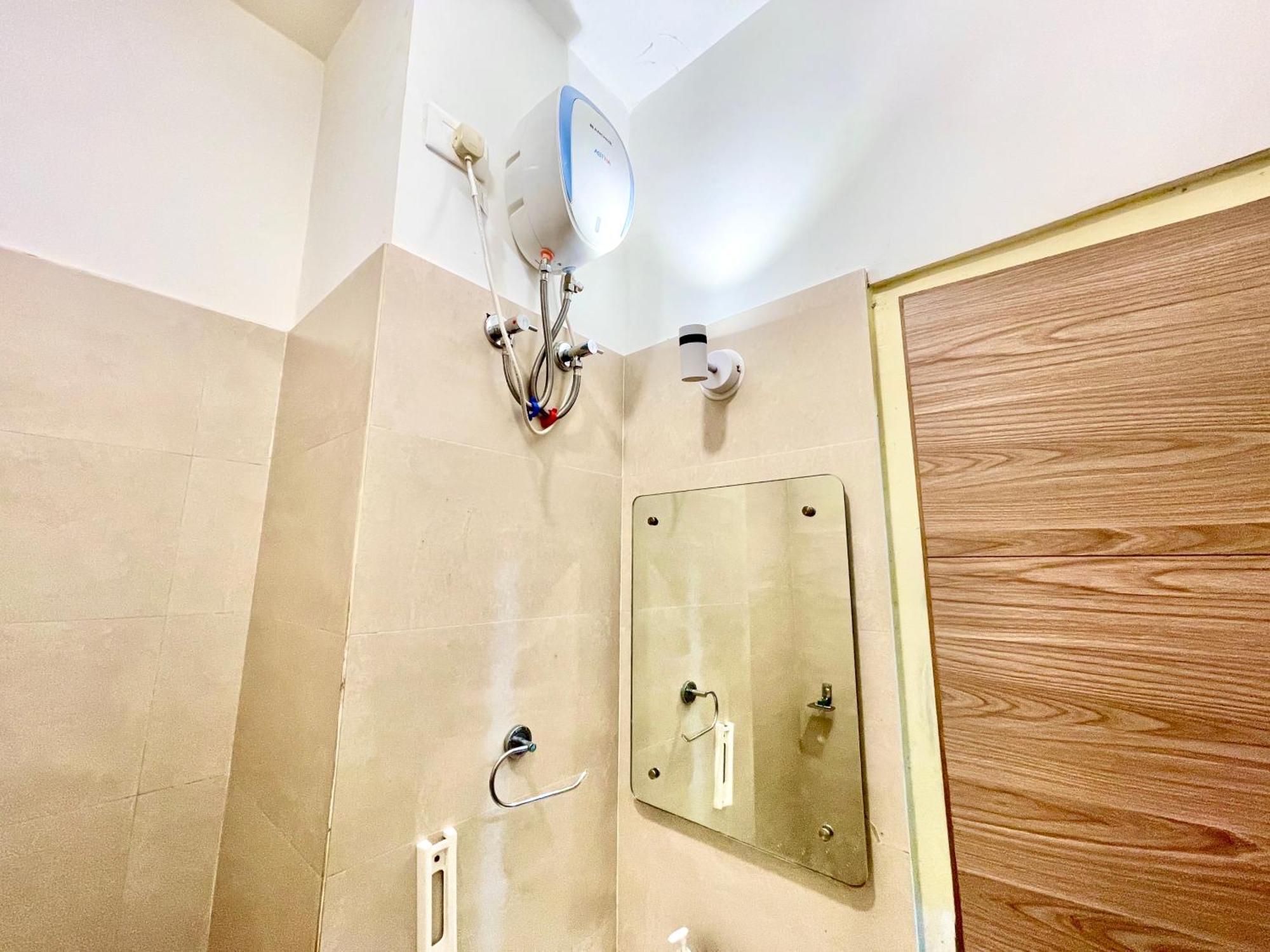 Hotel Rb International ! Puri Near-Sea-Beach-And-Temple Fully-Air-Conditioned-Hotel With-Lift-And-Card Payment Accepted-Parking-Facility, Best Hotel In Puri Dış mekan fotoğraf