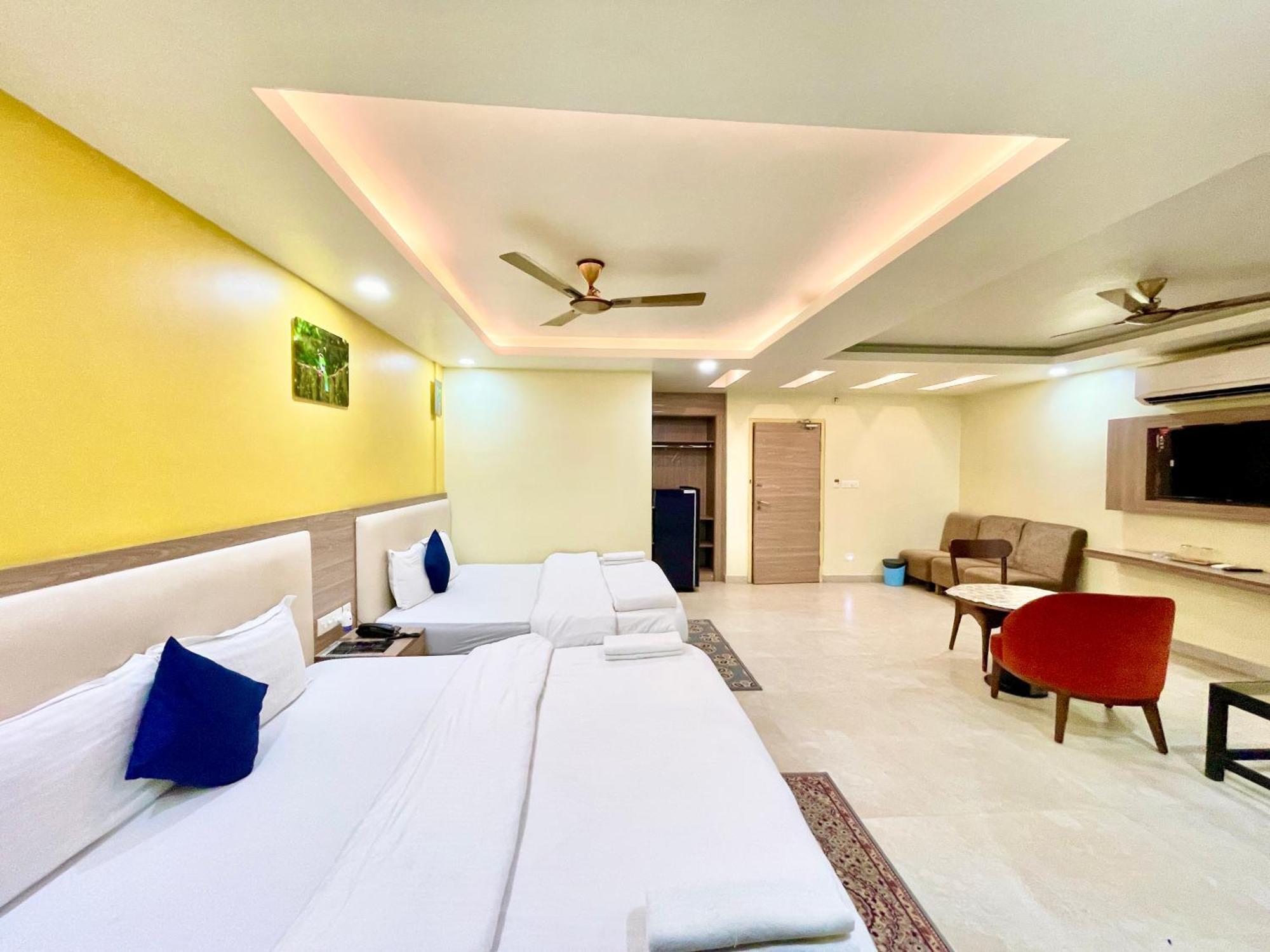 Hotel Rb International ! Puri Near-Sea-Beach-And-Temple Fully-Air-Conditioned-Hotel With-Lift-And-Card Payment Accepted-Parking-Facility, Best Hotel In Puri Dış mekan fotoğraf