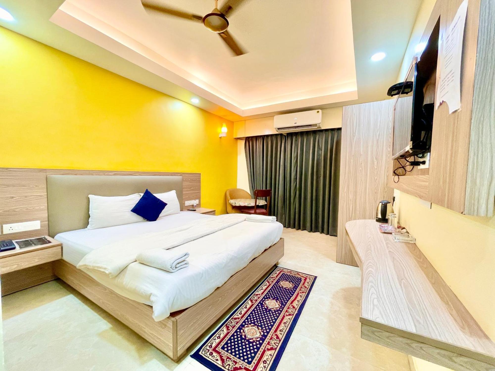 Hotel Rb International ! Puri Near-Sea-Beach-And-Temple Fully-Air-Conditioned-Hotel With-Lift-And-Card Payment Accepted-Parking-Facility, Best Hotel In Puri Dış mekan fotoğraf