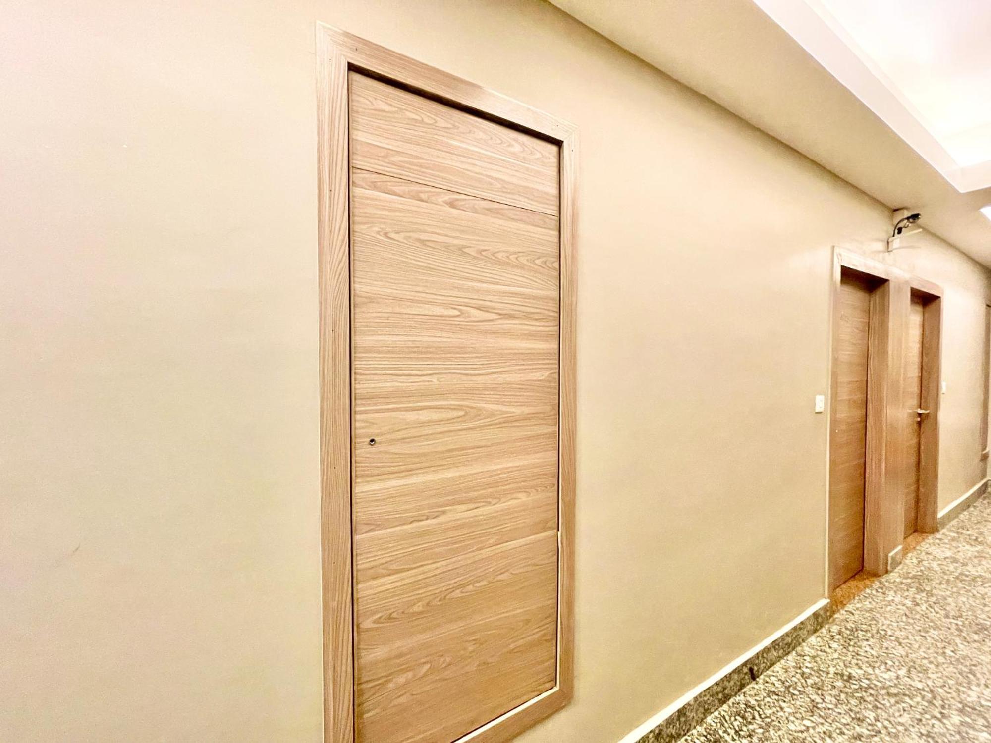 Hotel Rb International ! Puri Near-Sea-Beach-And-Temple Fully-Air-Conditioned-Hotel With-Lift-And-Card Payment Accepted-Parking-Facility, Best Hotel In Puri Dış mekan fotoğraf