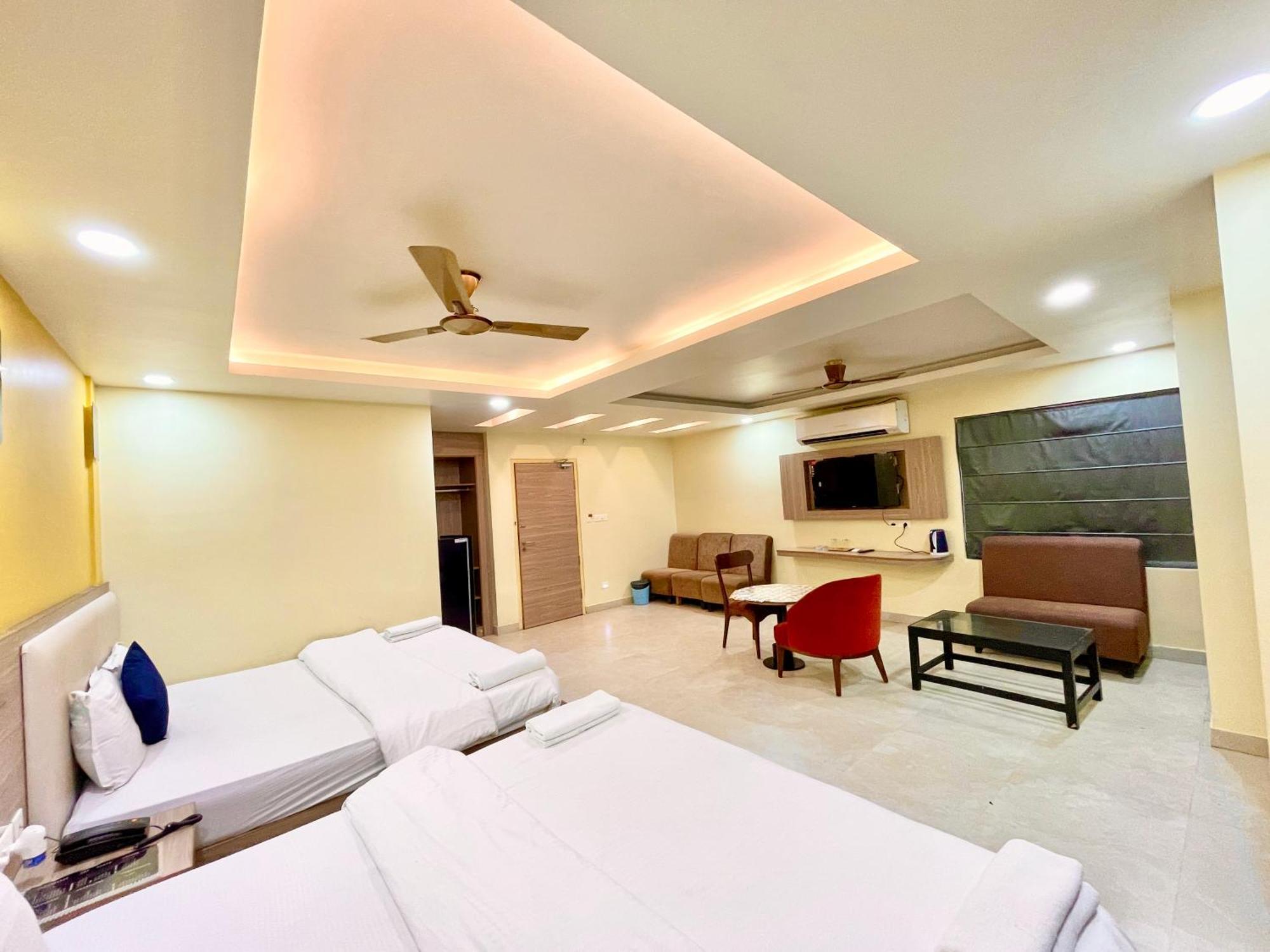 Hotel Rb International ! Puri Near-Sea-Beach-And-Temple Fully-Air-Conditioned-Hotel With-Lift-And-Card Payment Accepted-Parking-Facility, Best Hotel In Puri Dış mekan fotoğraf