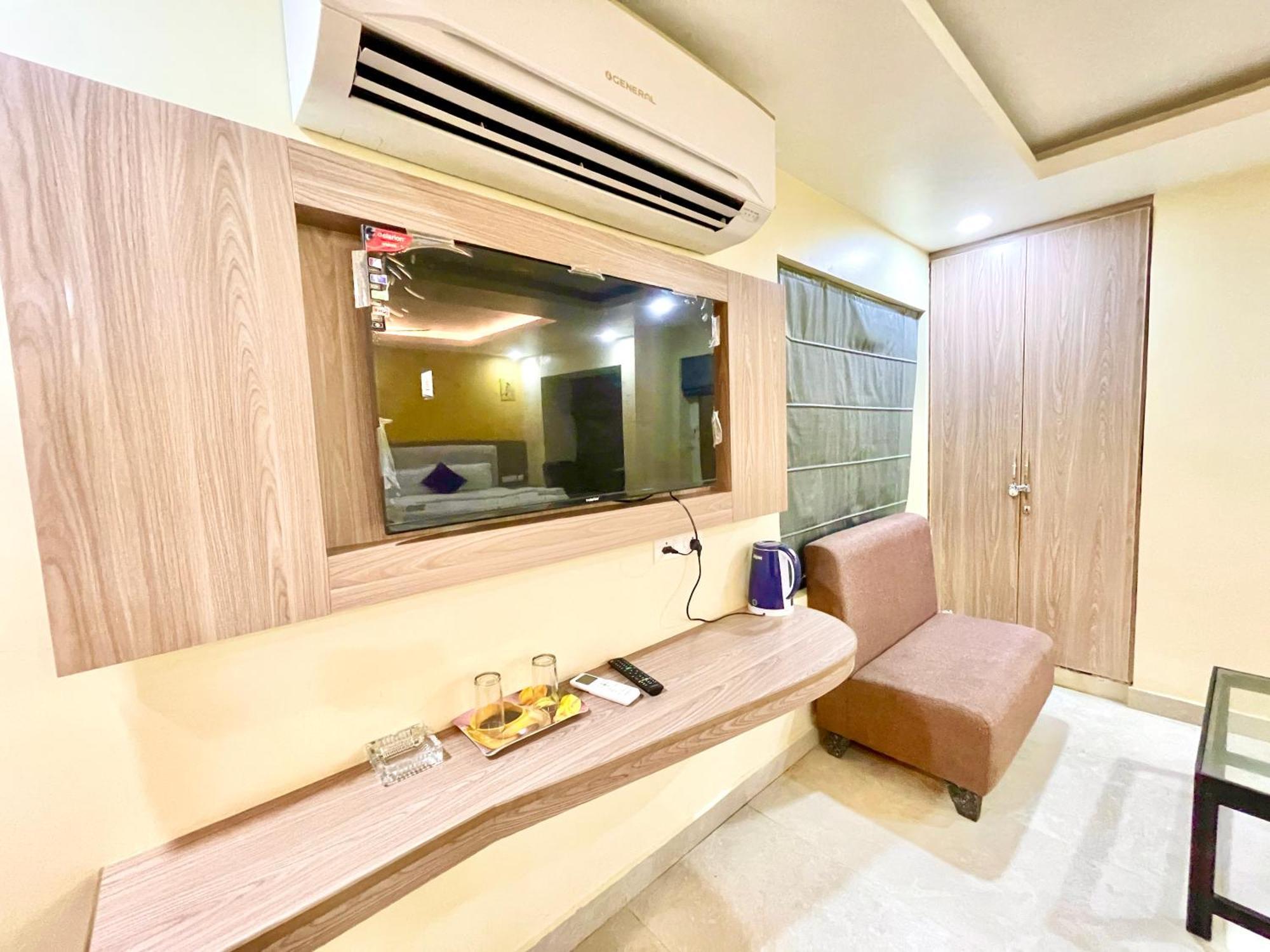 Hotel Rb International ! Puri Near-Sea-Beach-And-Temple Fully-Air-Conditioned-Hotel With-Lift-And-Card Payment Accepted-Parking-Facility, Best Hotel In Puri Dış mekan fotoğraf